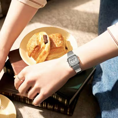 CASIO Vintage LA670WA-7
