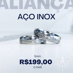 Aliança abaulada fio central cravejado